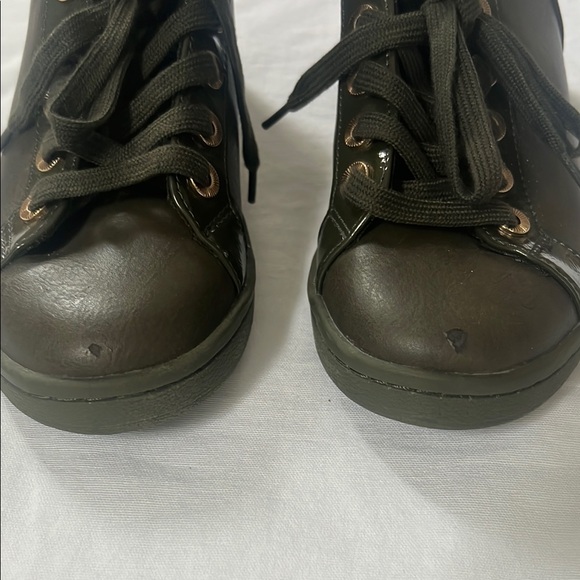 Aldo Olive Booties High-Top Minimalist - Picture 3 of 8